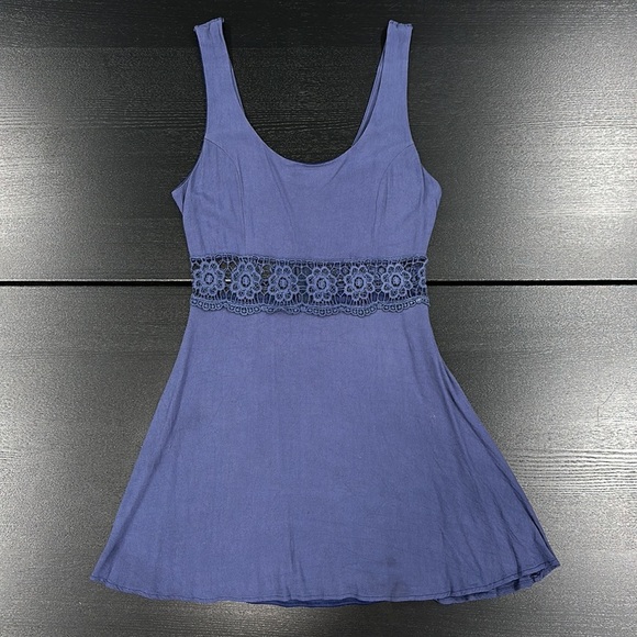 Tobi Blue Mini Dress with Crochet Flower Waist Insert - S - Picture 3 of 10